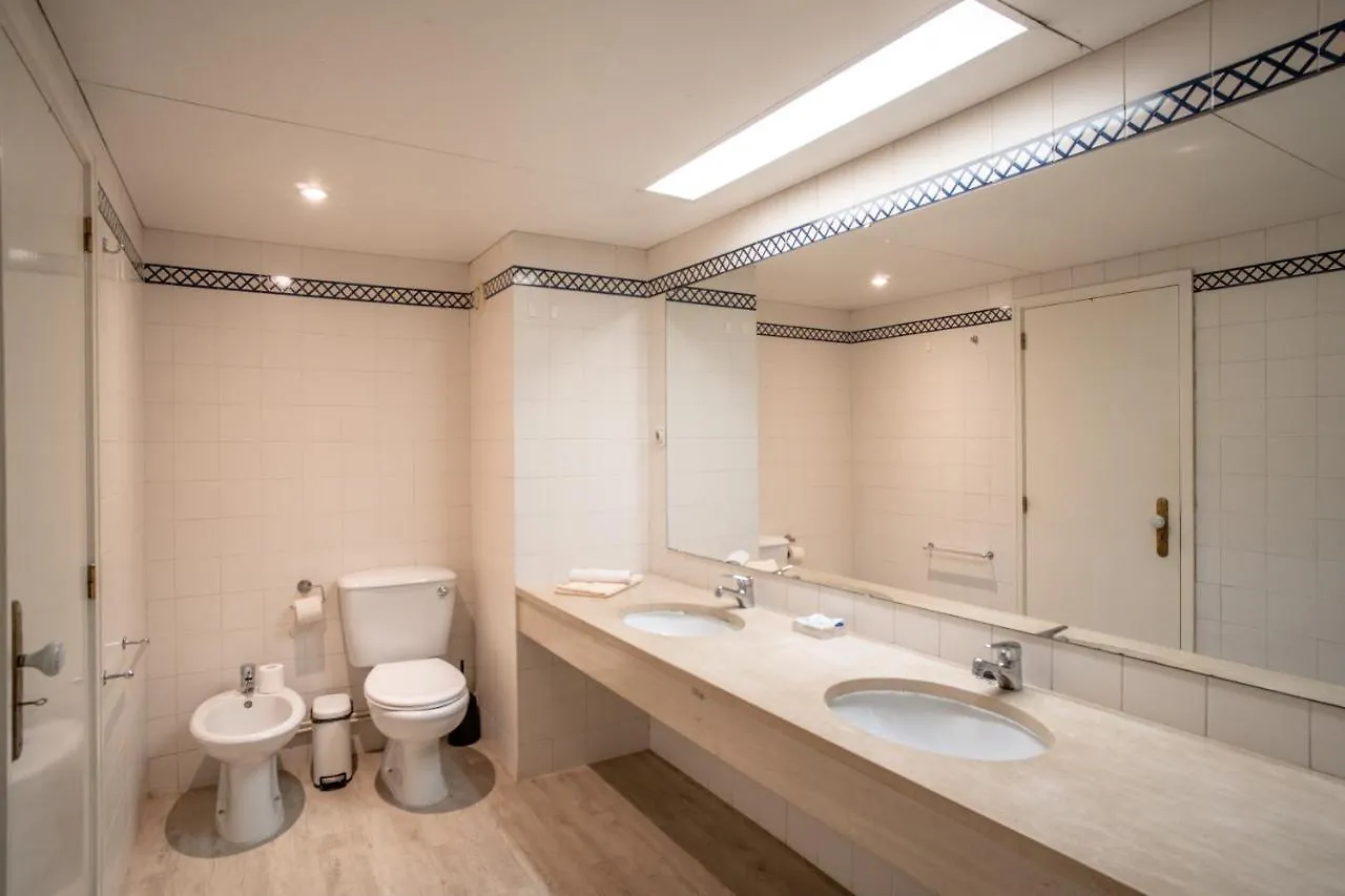 Apartament Antony Apart. With Direct Acess To Praia Formosa Funchal