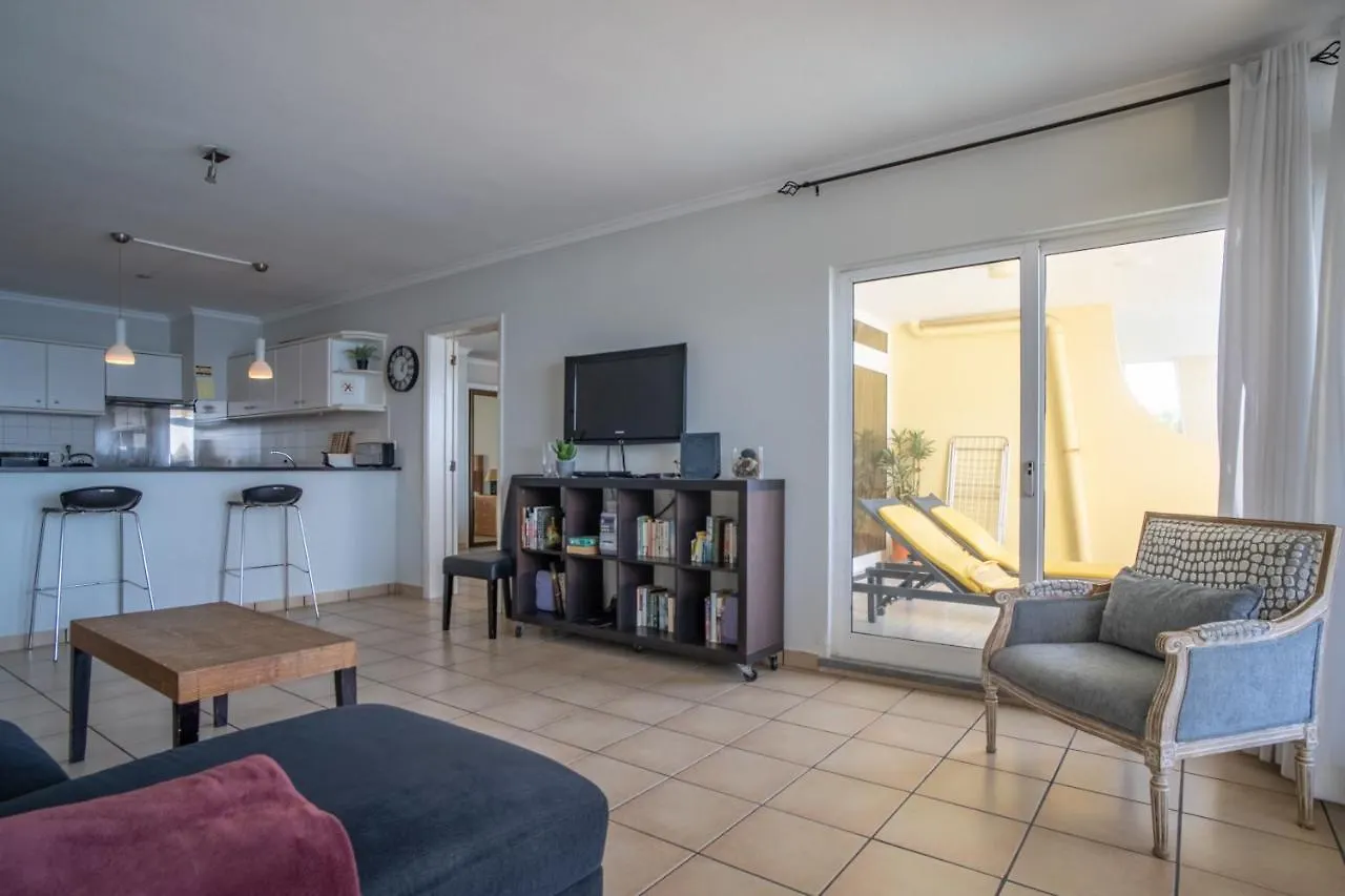 Apartament Antony Apart. With Direct Acess To Praia Formosa Funchal