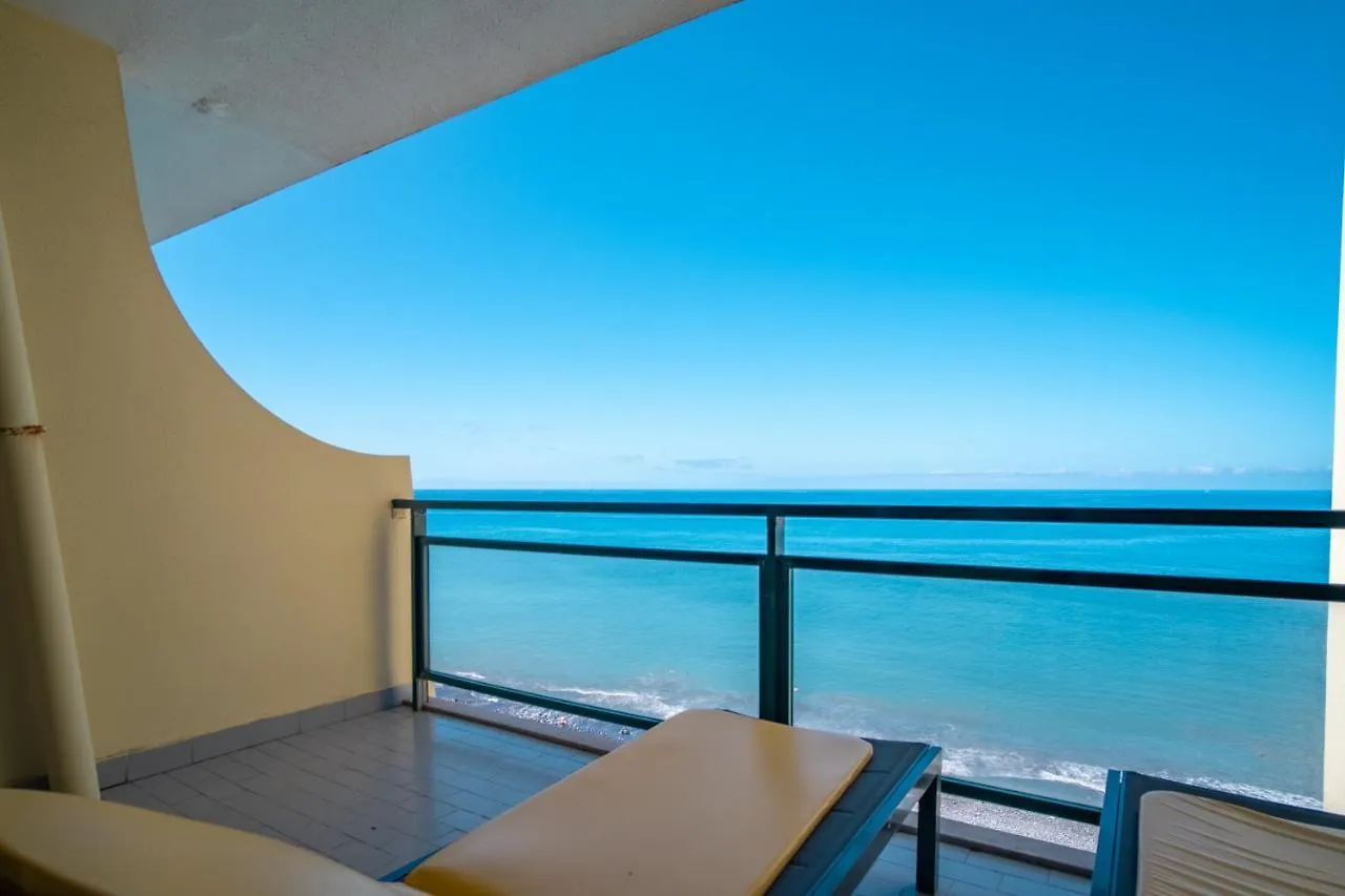 Apartament Antony Apart. With Direct Acess To Praia Formosa Funchal  Funchal (Madeira)