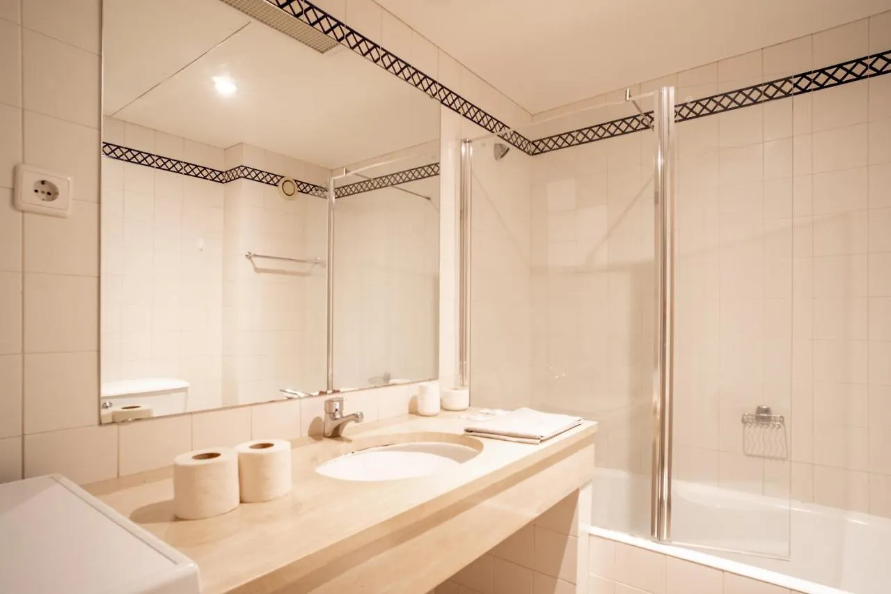 Antony Apart. With Direct Acess To Praia Formosa Appartement Funchal  Portugal